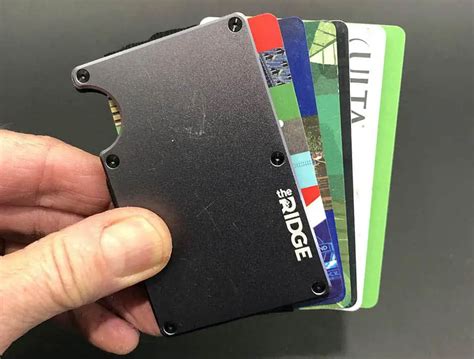 scanning credit cards in wallet